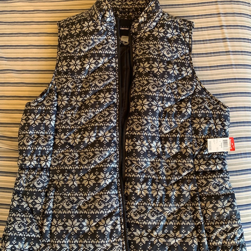 BRAND NEW VEST